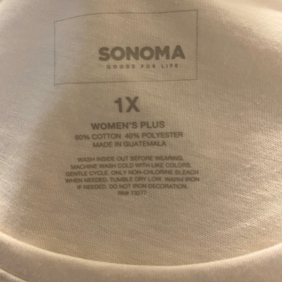 Plus size tee (1x) - Picture 7 of 9